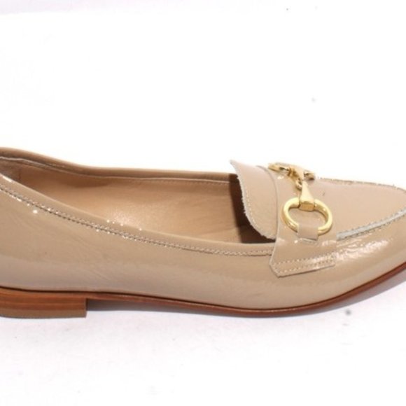 ITALIAN Beige Patent Leather Classic Pointy Shoes - Picture 3 of 8